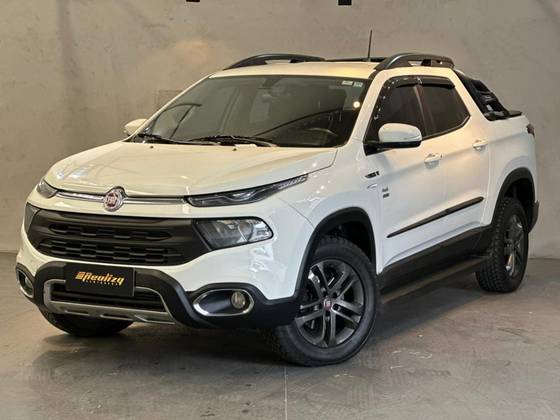 FIAT TORO 2.0 16V TURBO DIESEL FREEDOM 4WD AT9
